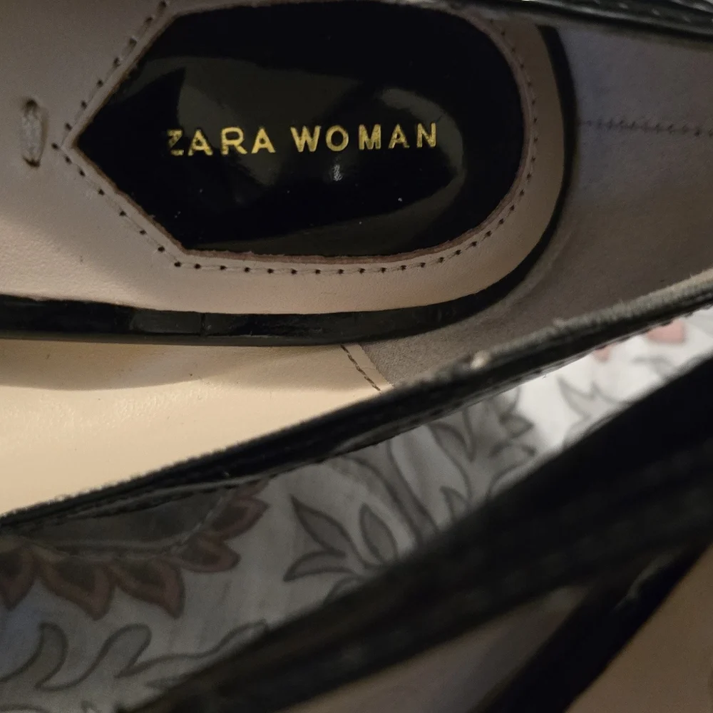 Zara Black Velvet High Heel Shoes - Picture 5 of 8